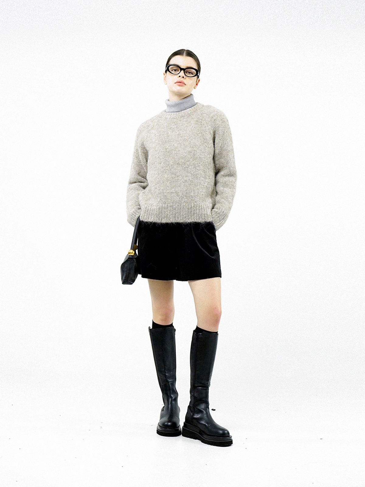 챈세스노이(CHANCE'S NOI) Boucle Reglan Round Knit - Beige /W244TP04BE