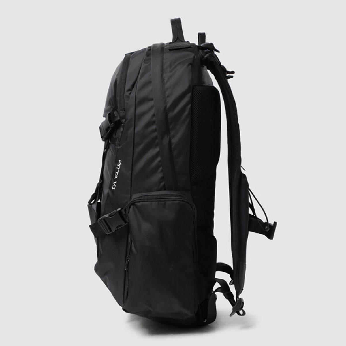 엄브로(UMBRO) 피타 백팩 (35L)_구성품 크로스백  블랙(UQ123CBP17)
