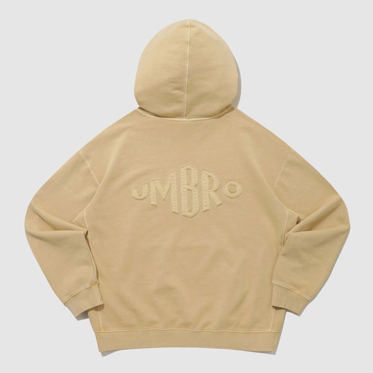 엄브로(UMBRO) 웨이파인더 가먼트다잉 후드 티셔츠 샌드(UQ121CHD11)