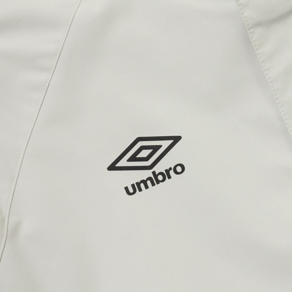 엄브로(UMBRO) 브로텍트 후드형 쉘자켓 화이트(UQ123SJK11)