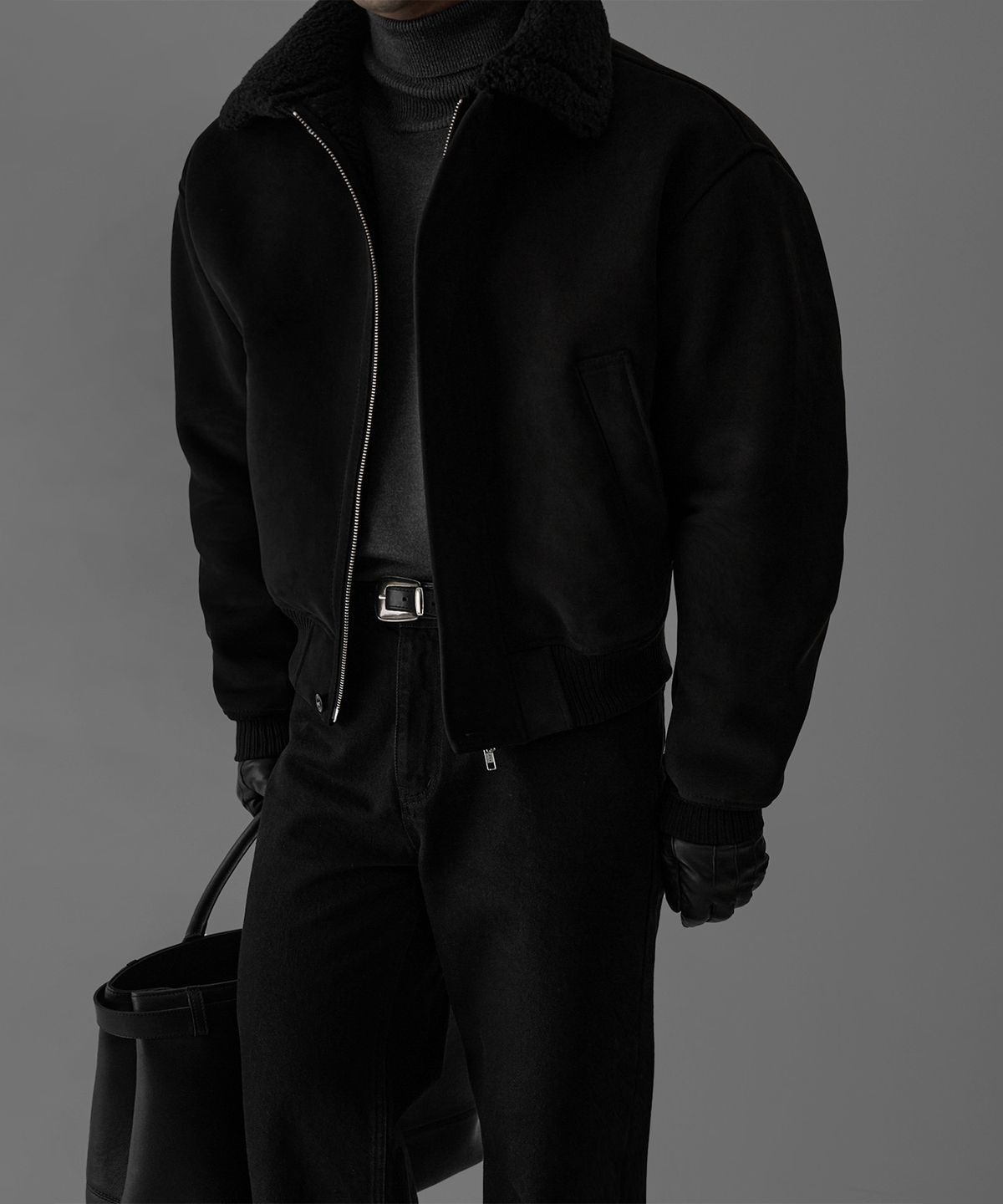바우로 프로덕트(BOWLOW PRODUCT) 스웨이드 크롭 무스탕 [블랙]
