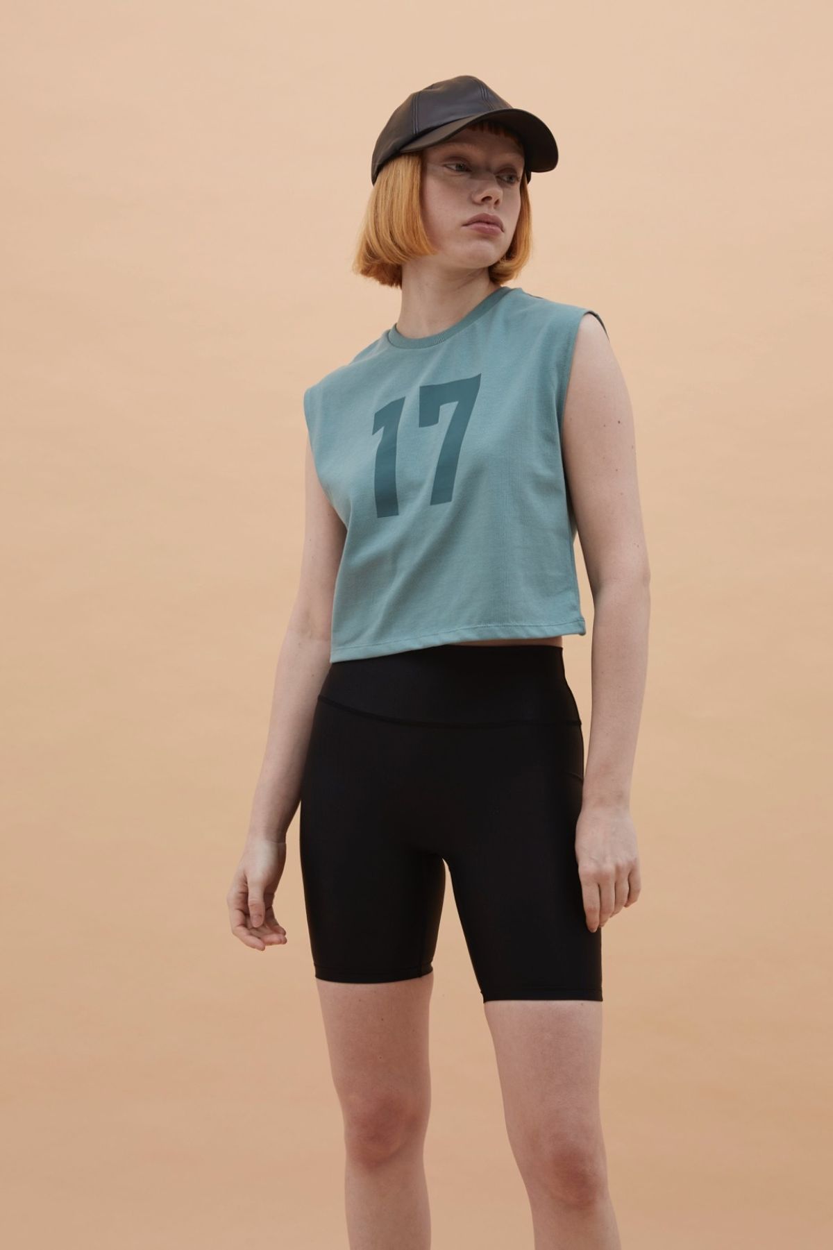 카먼트(K-GARMENT) W 17프린트 슬리브리스 MINT