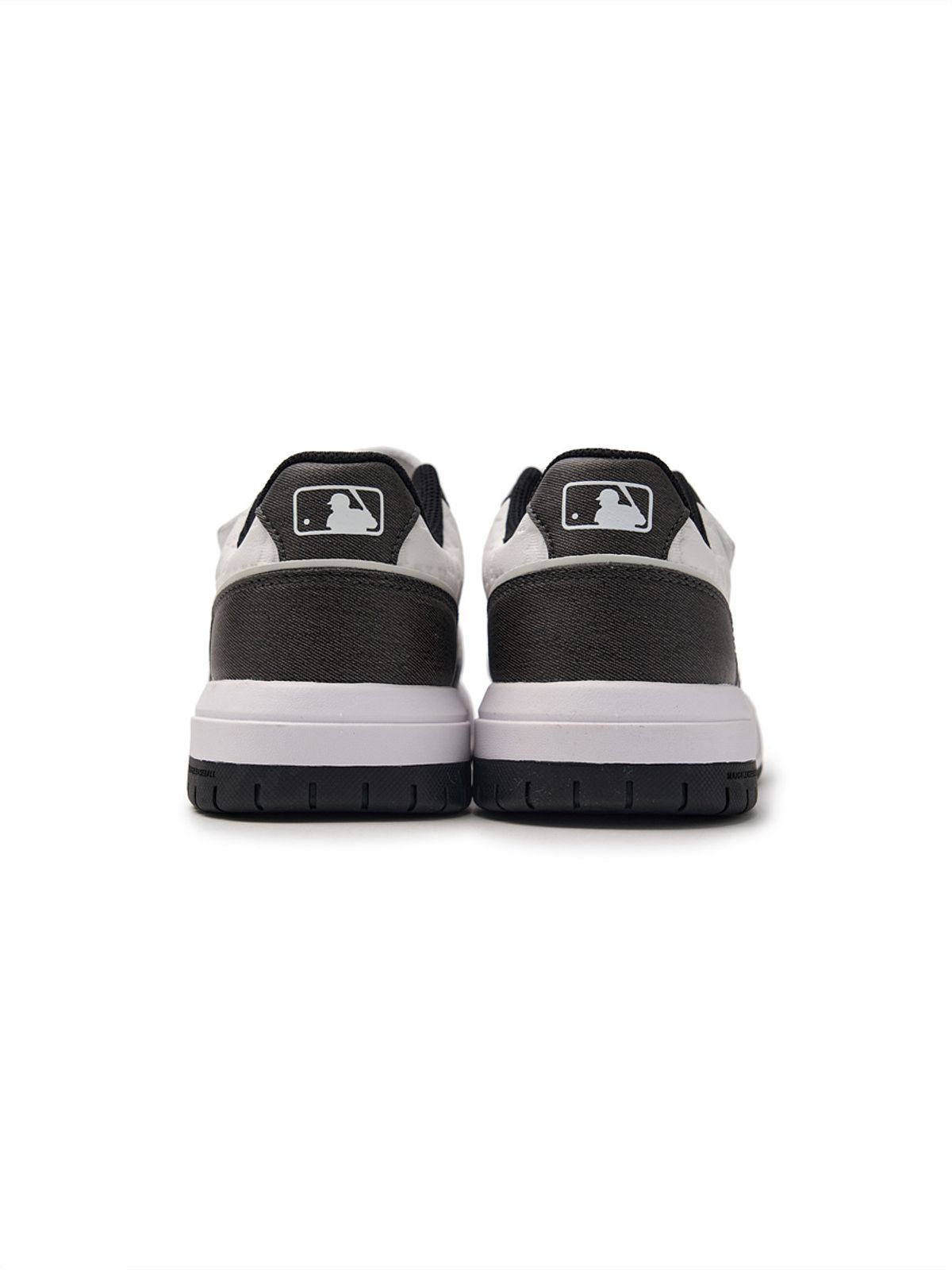 엠엘비 키즈(MLB KIDS) 청키 라이너 엠보 데님 모노그램 주니어 NY (Black)