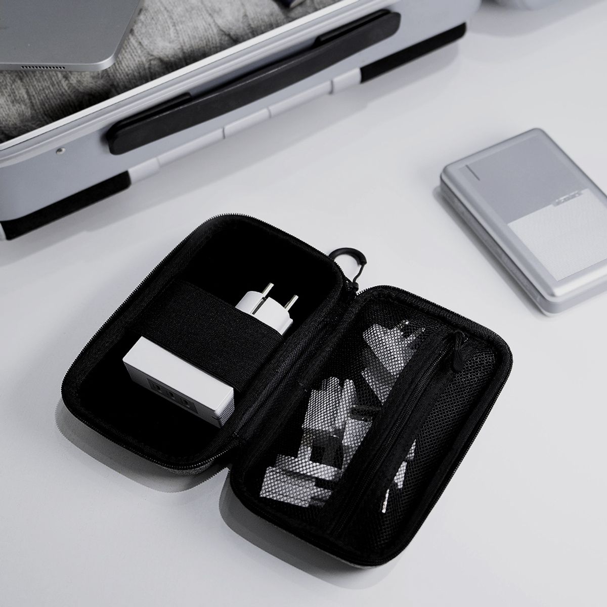 아트뮤(ARTMU) USB PD 100W 여행용 접지 멀티 초고속충전기 GT110 블랙