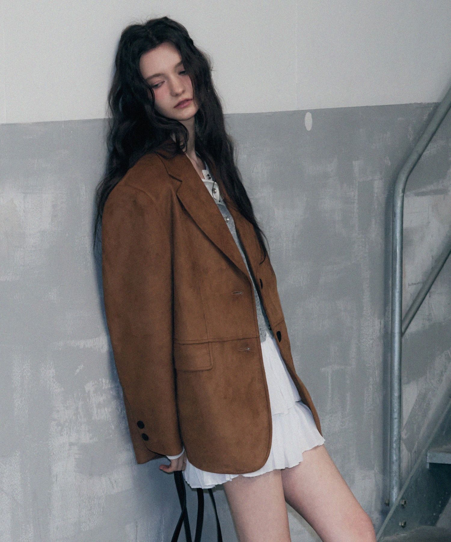 MUSINSA | LEATHERY Divide Single Suede Blazer [CAMEL BROWN]