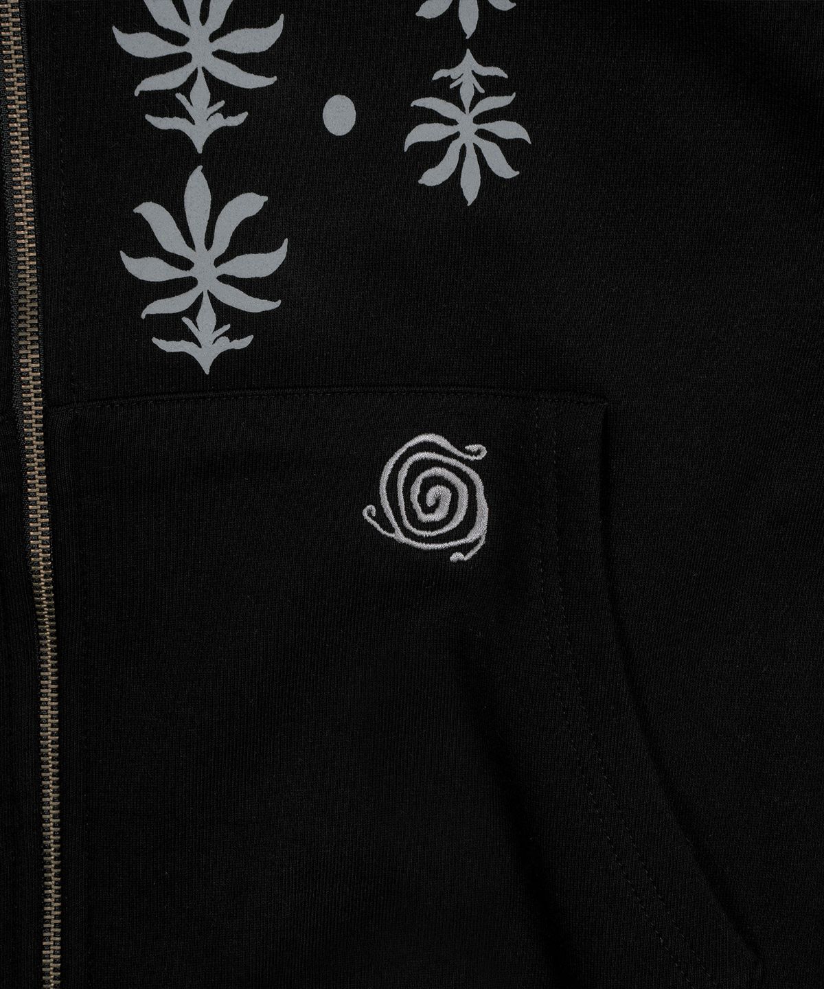 더콜디스트모먼트(THE COLDEST MOMENT) TCM ethnic hooded zip-up (black)