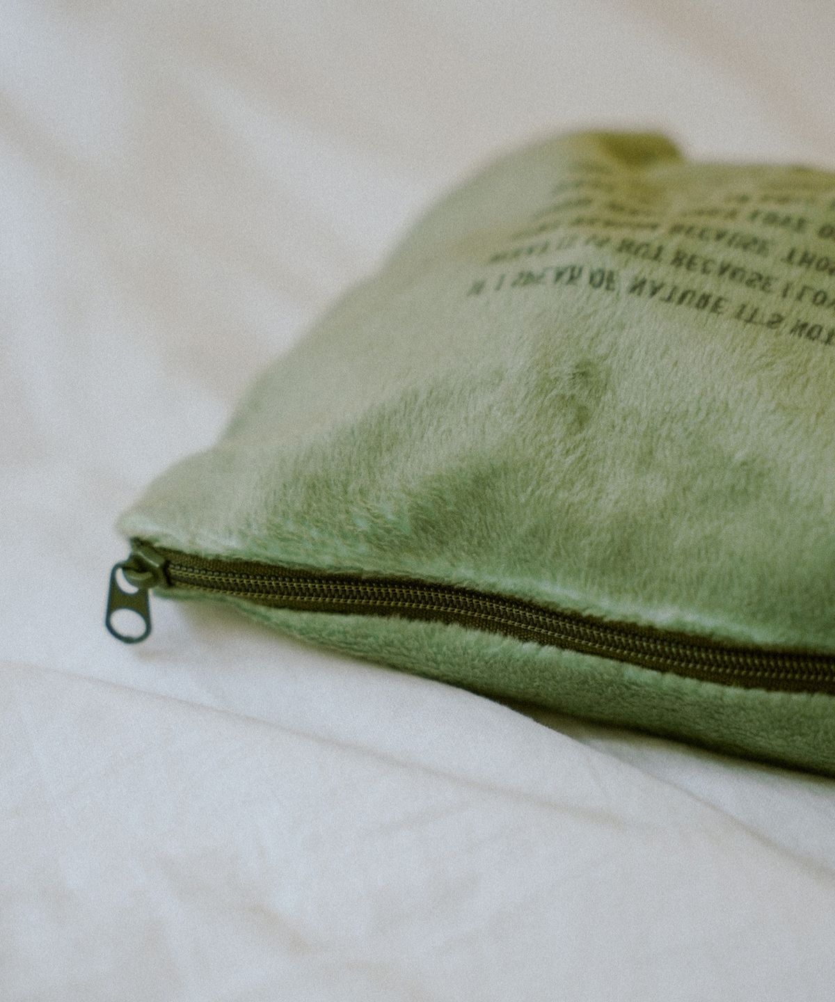 슬립타이트 오브젝트(SLEEPTIGHT OBJECT) LNL pessoa pouch (4 color)