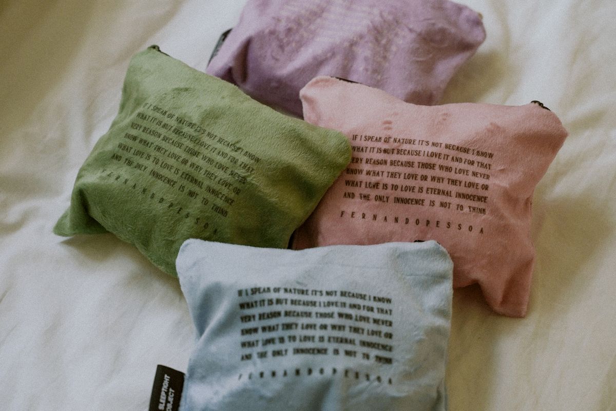 슬립타이트 오브젝트(SLEEPTIGHT OBJECT) LNL pessoa pouch (4 color)