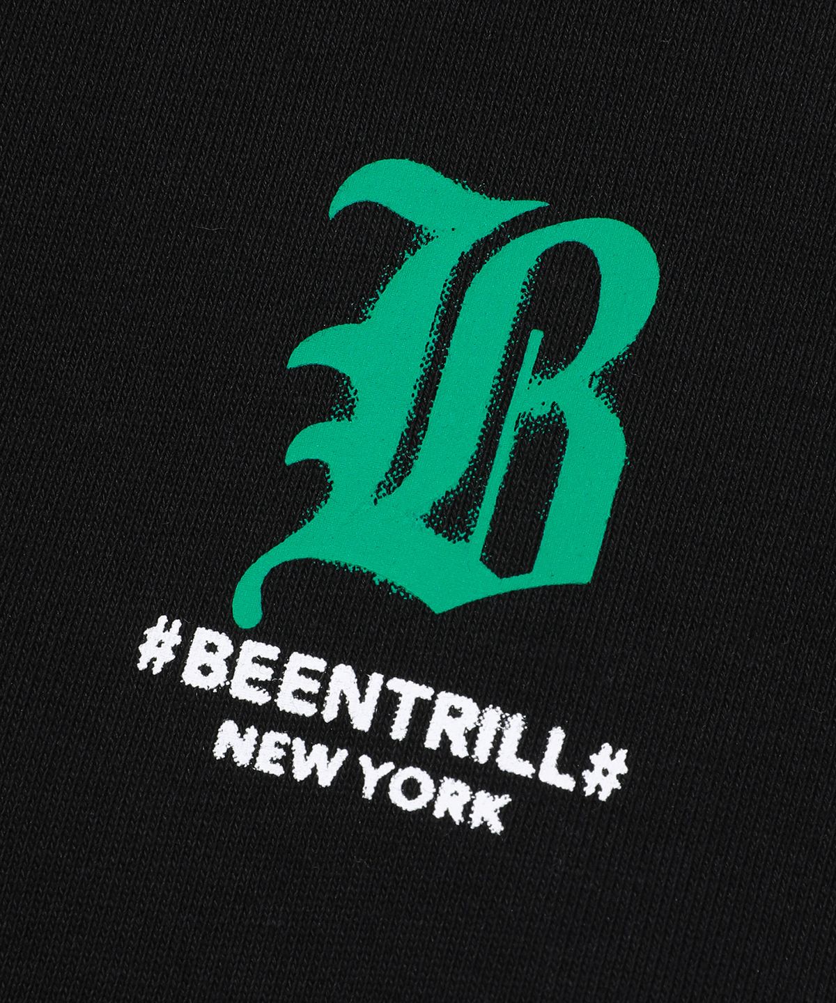 빈트릴(BEENTRILL) B고딕 로고 맨투맨(블랙)