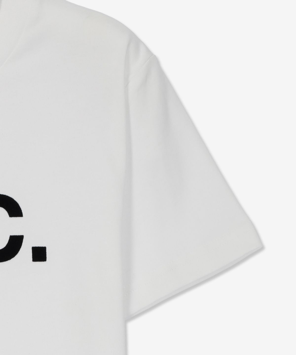 아페쎄(A.P.C.) 그랑 VPC 레귤러핏 반소매 티셔츠 - 화이트:다크네이비 / COHBMM26384TAE
