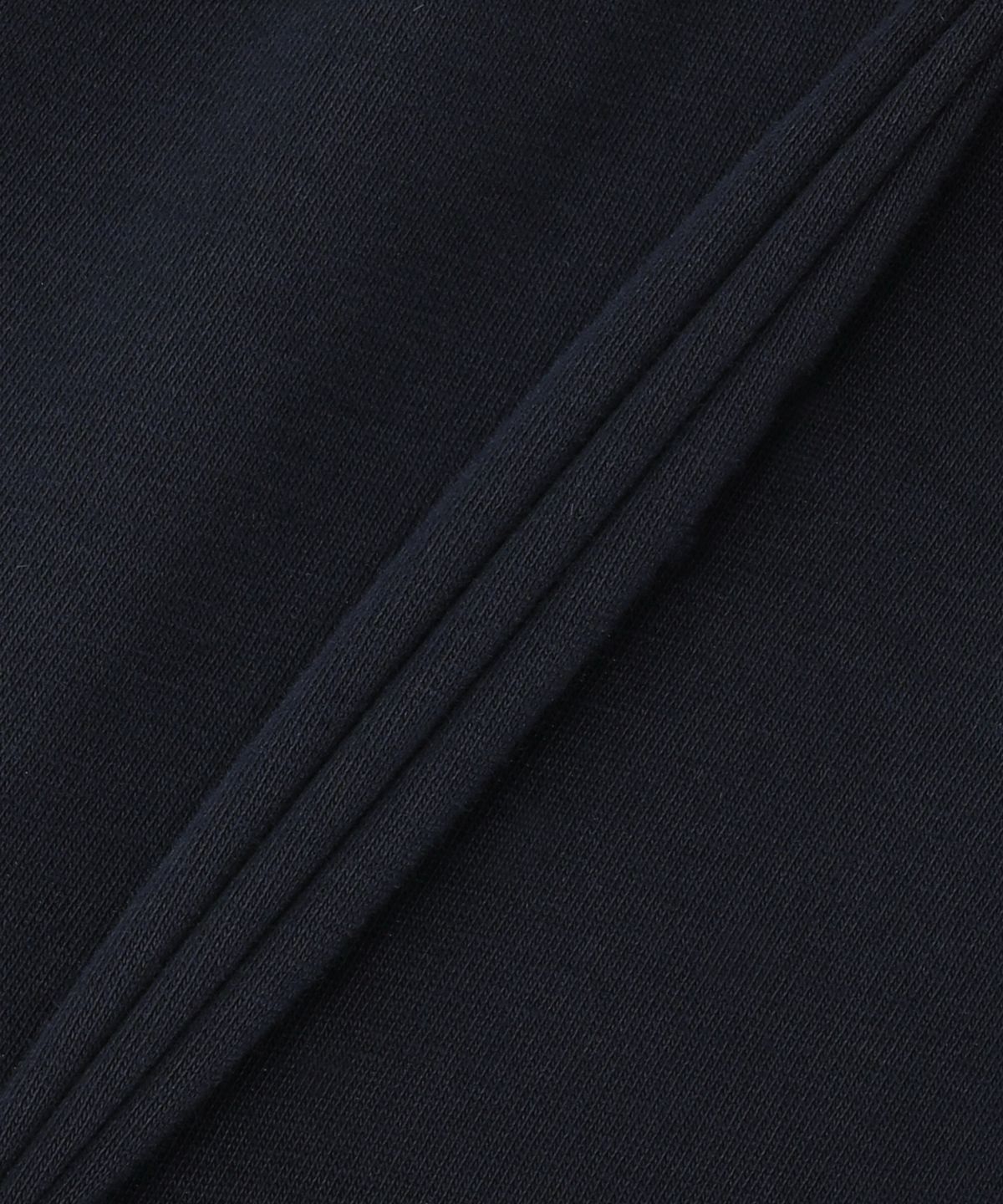 아페쎄(A.P.C.) 그랑 VPC 레귤러핏 반소매 티셔츠 - 다크네이비:에크루 / COHBMM26384TIQ