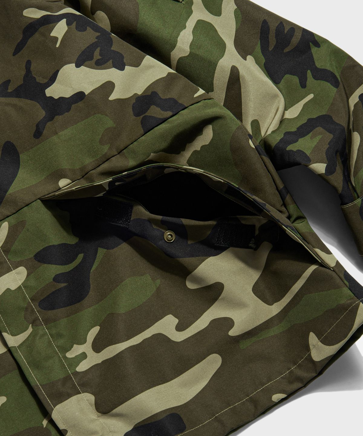 브론슨(BRONSON) ECWCS Woodland Camo Parka