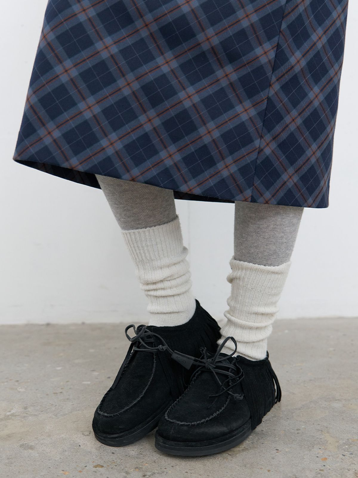 기준(KIJUN) Fringe Moc Shoes Black