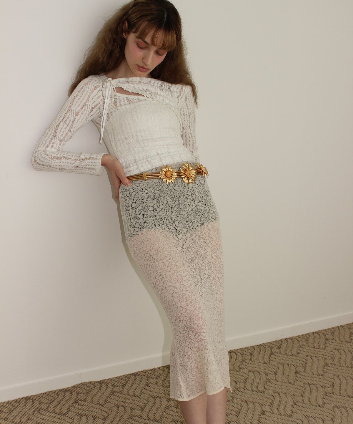 유히리(YUHEELEE) Unbalance span lace shirring top / White