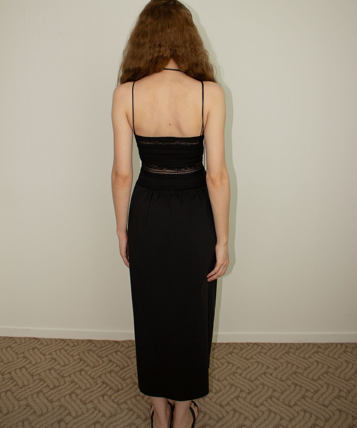 유히리(YUHEELEE) Lace tube top midi dress / Black