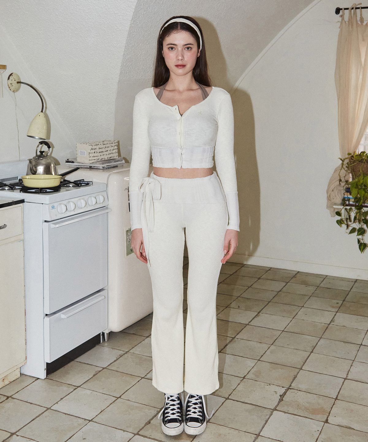 유히리(YUHEELEE) Modal knit crop cardigan / Cream
