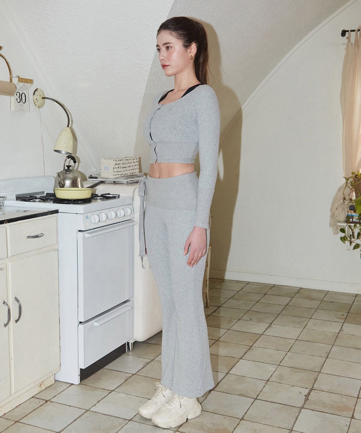 유히리(YUHEELEE) Modal knit crop cardigan / Melange