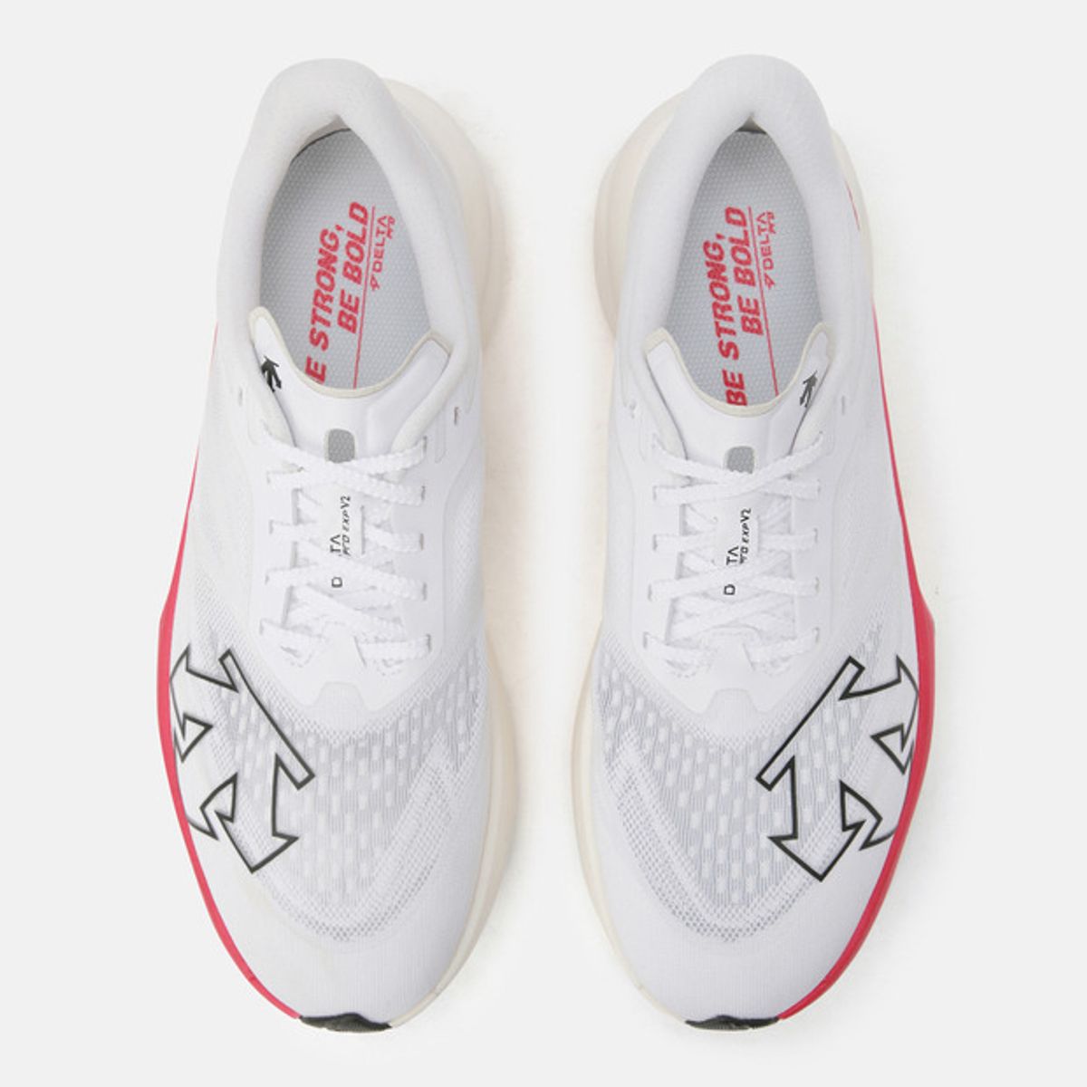 데상트(DESCENTE) 델타프로 EXP V2 화이트(SQ113RRN11)
