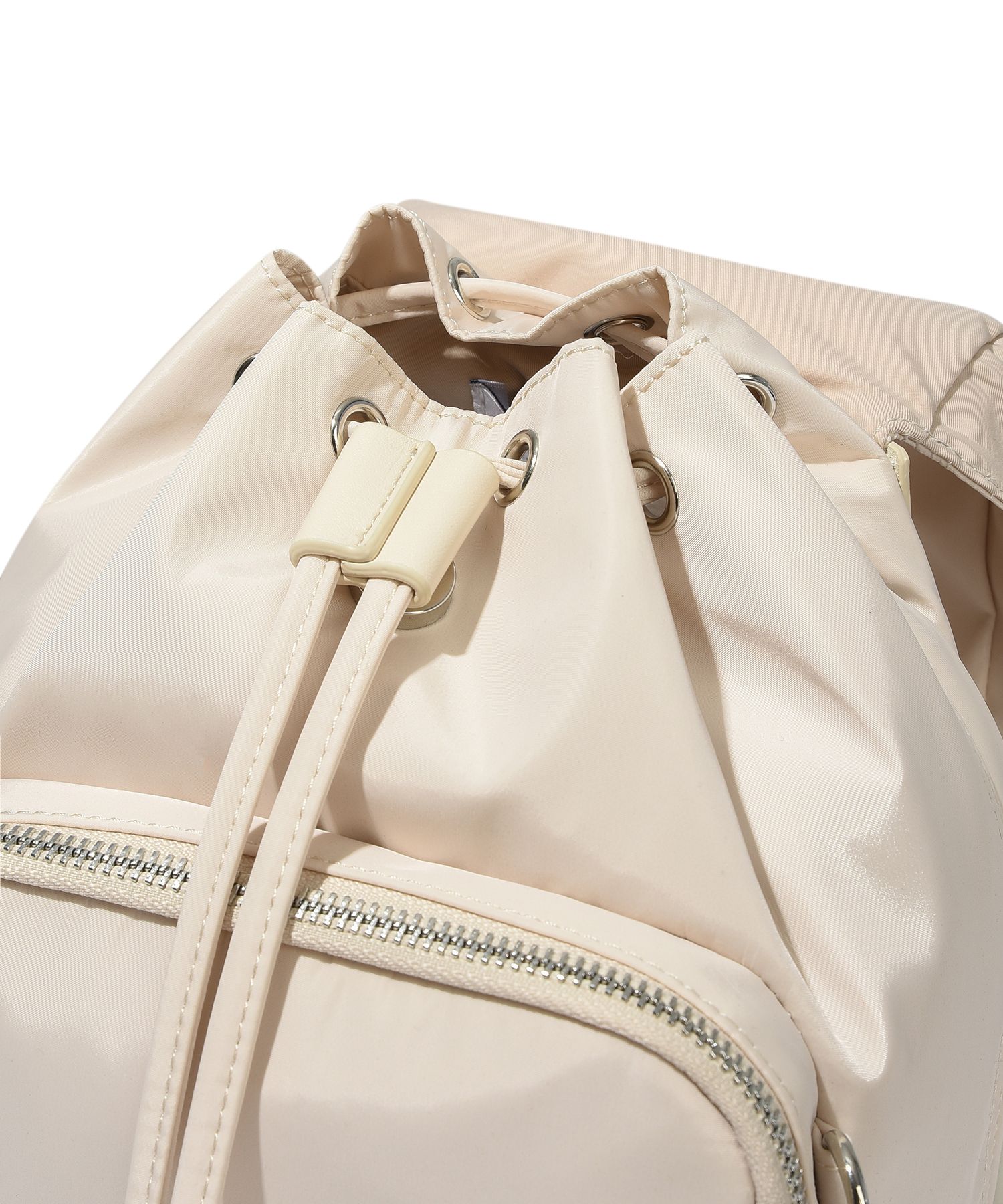 MUSINSA | WACKY WILLY Lily Cargo Backpack Small Ivory