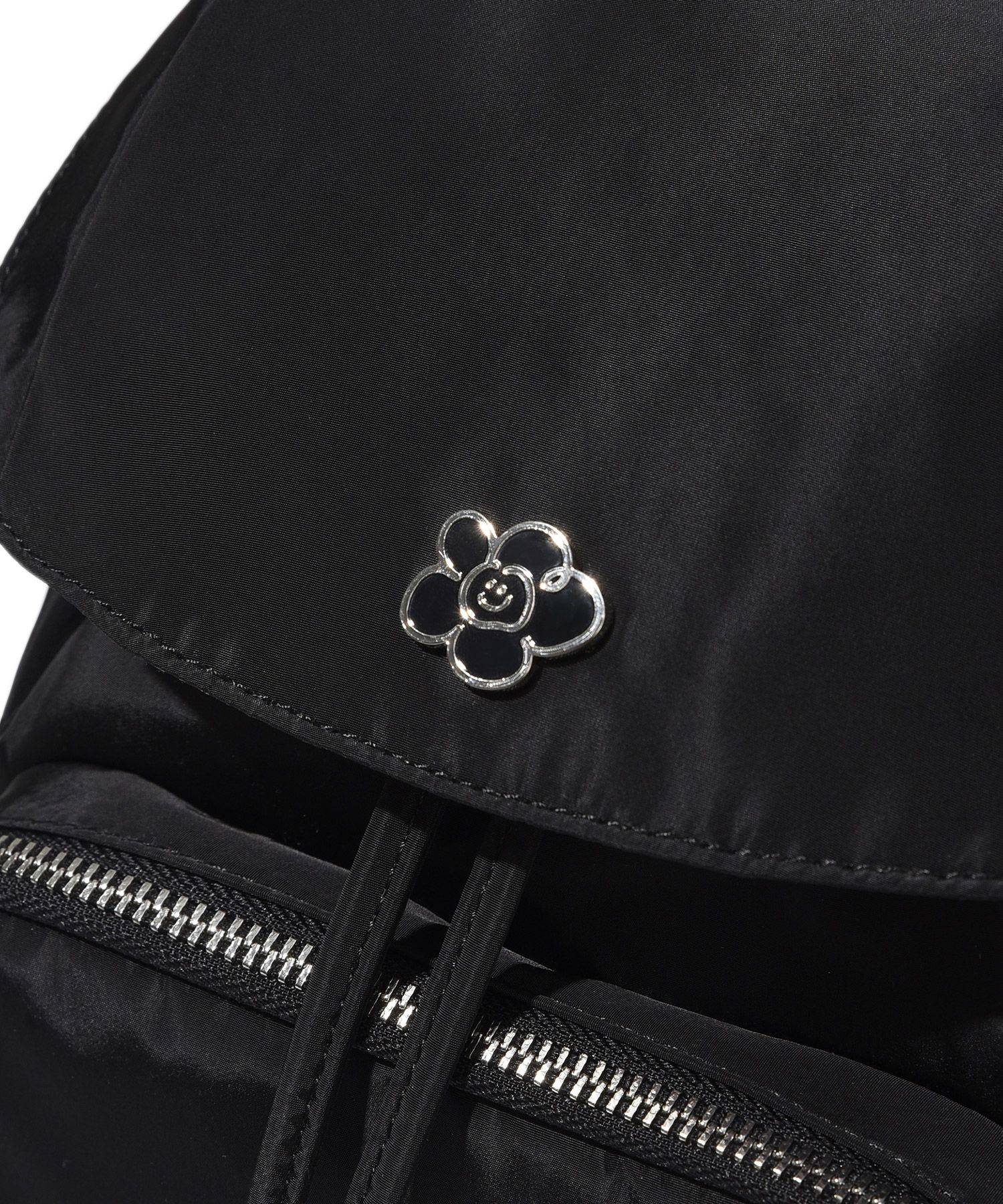 MUSINSA | WACKY WILLY Lily Cargo Backpack Small Black