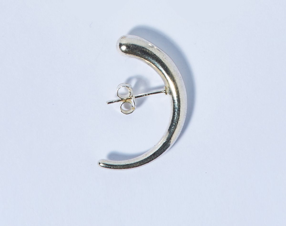 아쿠푸(ACOOPU) [925 silver] mahinu curve earring