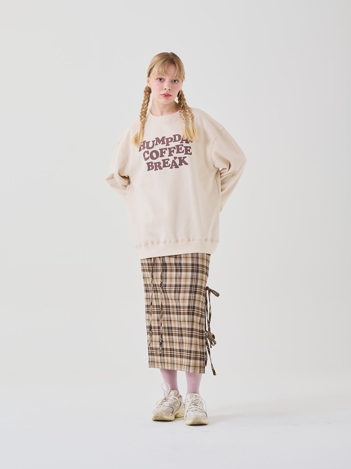 미에르꼴레스(MIERCOLES) HUMP DAY COFFEE BREAK SWEAT SHIRT [ivory]