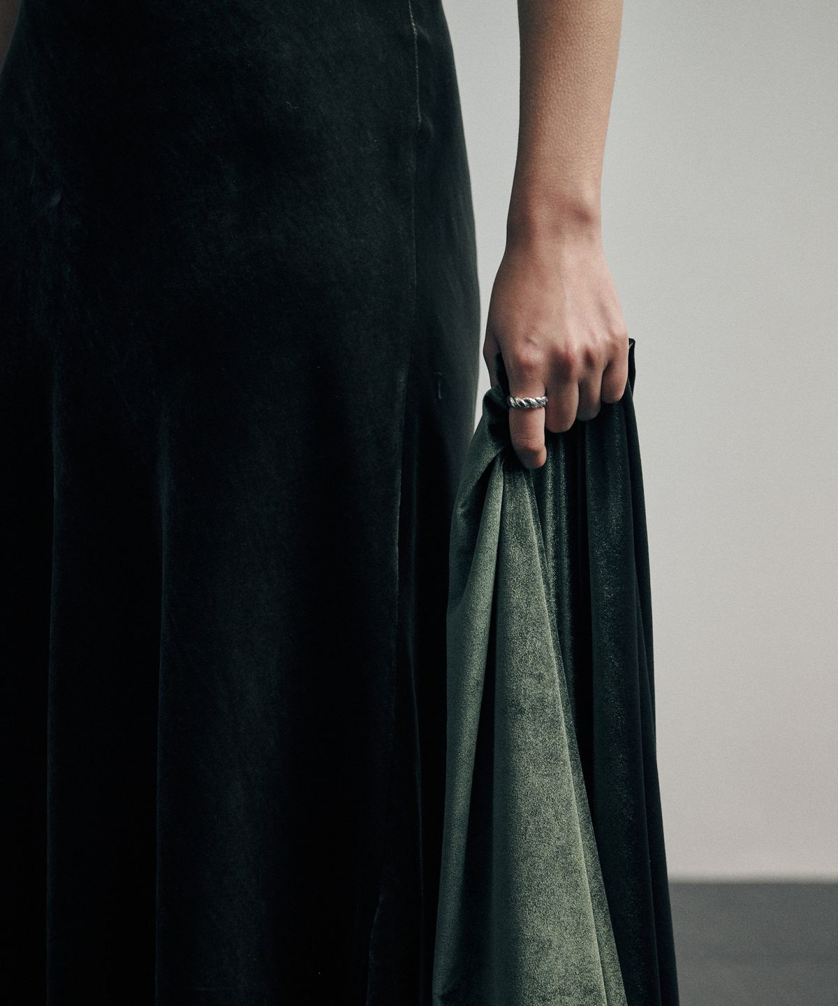 베흐트(VERTE) [925 silver] Cinq.silver.217 / grand bout ring