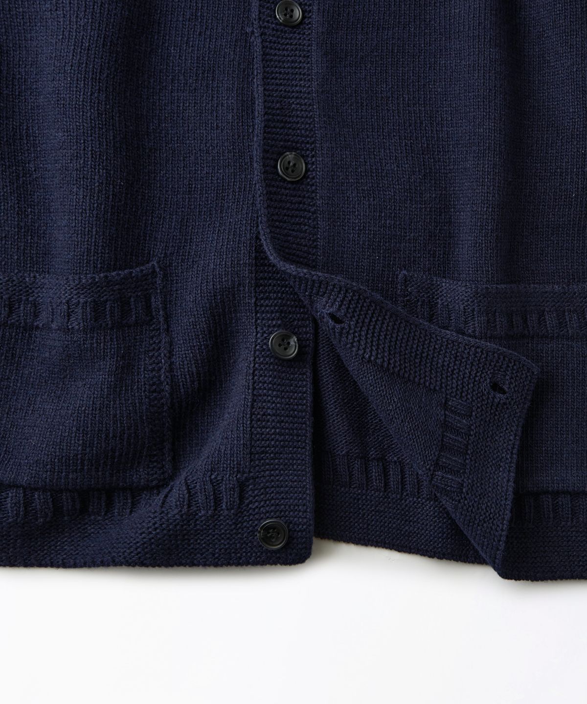아웃스탠딩(OUTSTANDING) LAMBSWOOL FISHERMAN CARDIGAN_NAVY