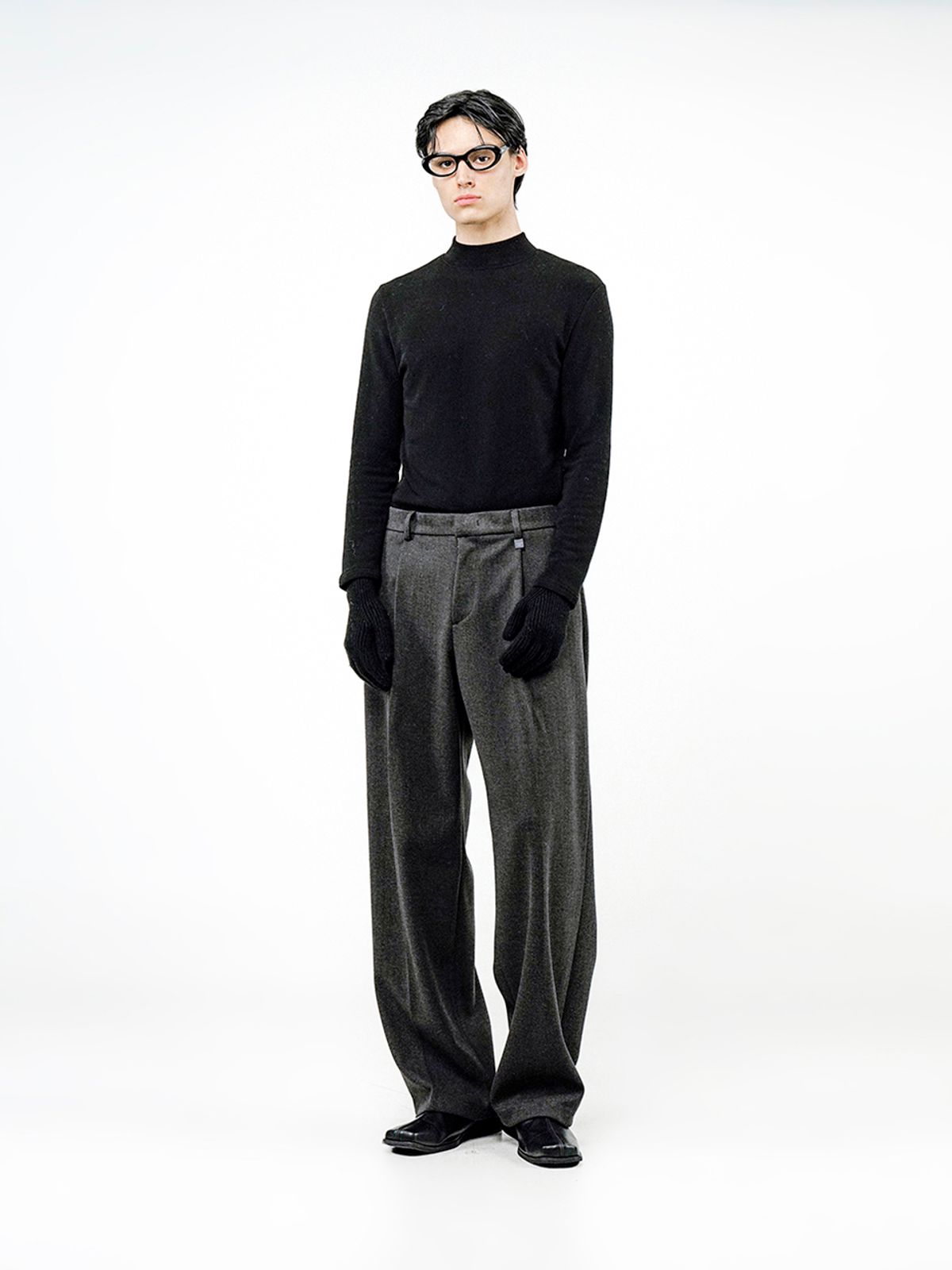 챈세스노이(CHANCE'S NOI) Raised One Tuck Wool slacks - Charcoal /M244PT01CH