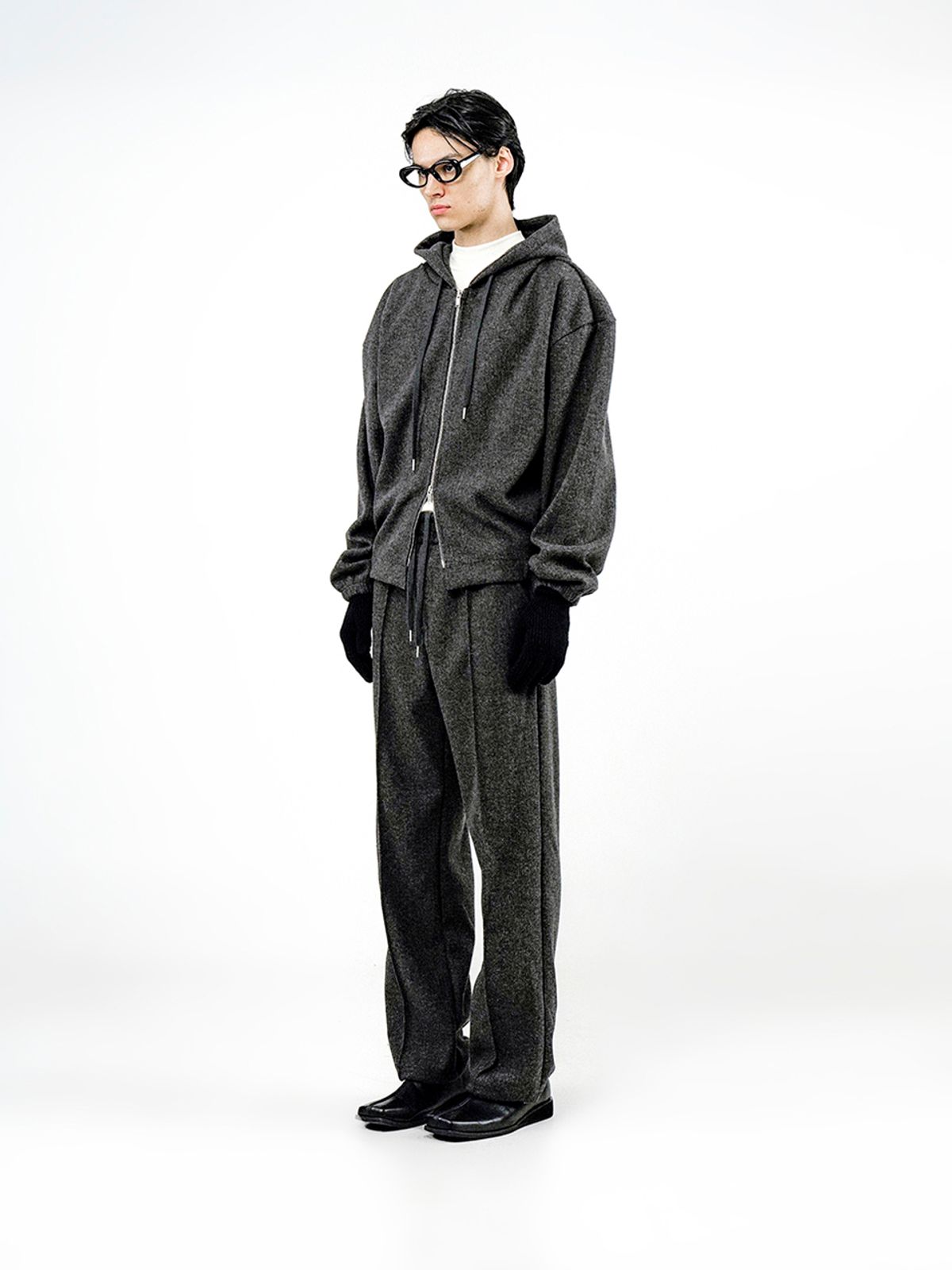 챈세스노이(CHANCE'S NOI) Ribbed Kint String Pants - Charcoal /M244PT05CH