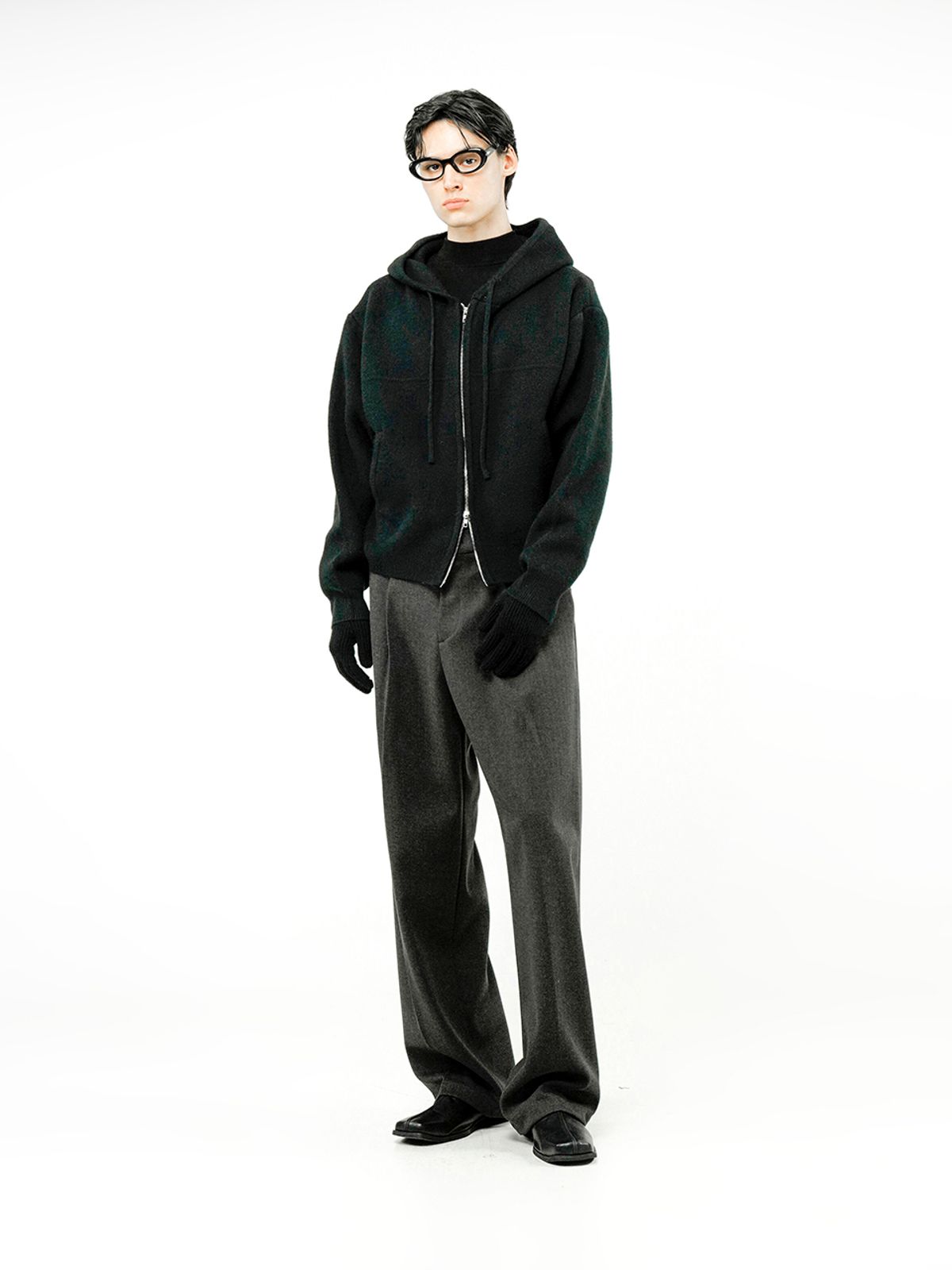 챈세스노이(CHANCE'S NOI) Sweater hooded Zip-up - Black /M244TP05BK