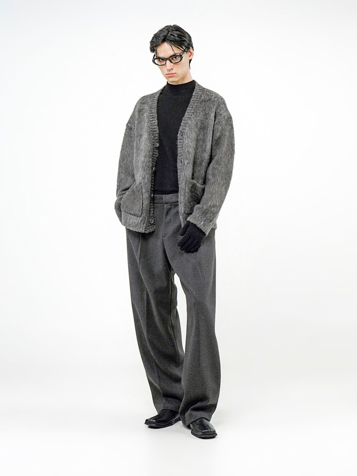 챈세스노이(CHANCE'S NOI) Brush Sweater Loose Cardigan - Charcoal /M244TP08CH