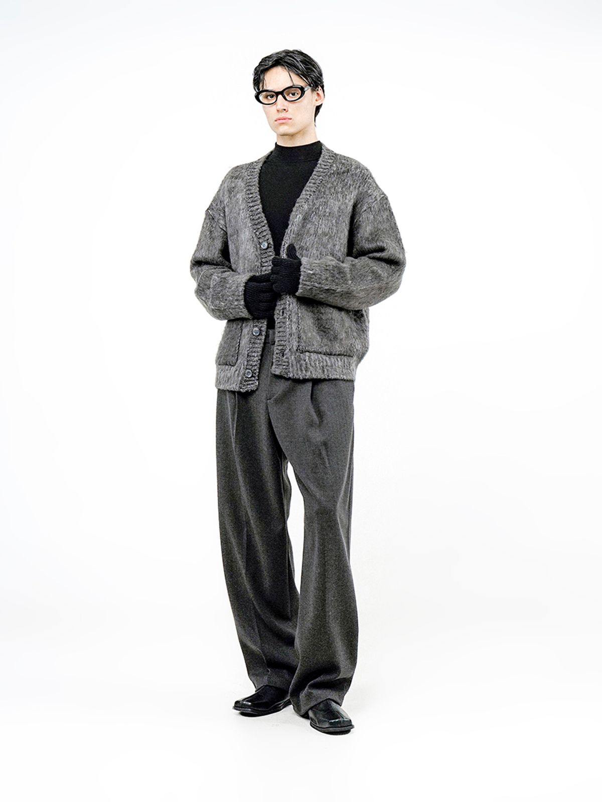 챈세스노이(CHANCE'S NOI) Brush Sweater Loose Cardigan - Charcoal /M244TP08CH