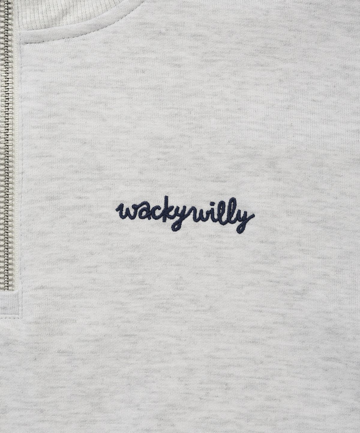 와키윌리(WACKY WILLY) 우먼스 타이포로고 하프집업 맨투맨 라이트그레이