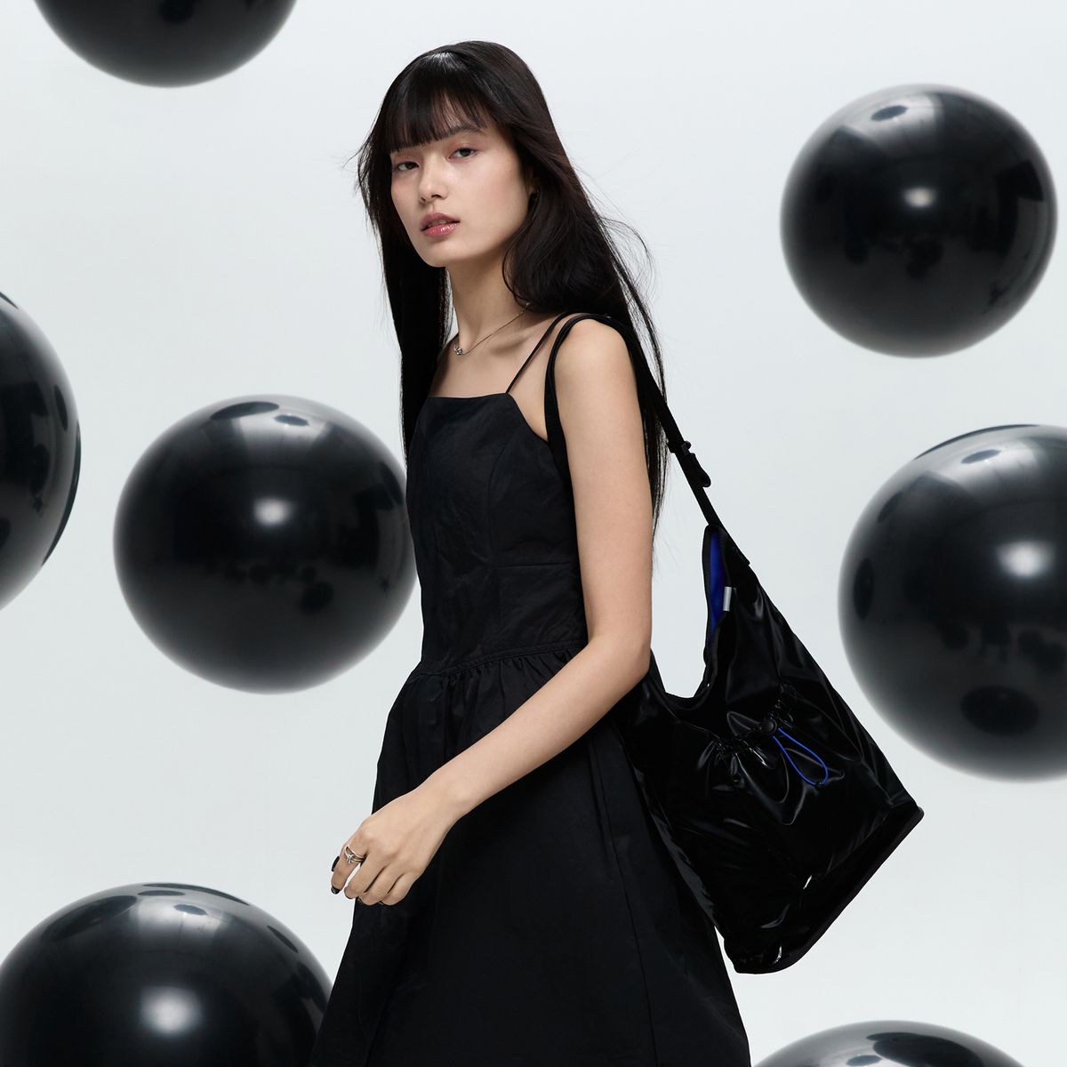 스위치(SWEETCH) CITY BOYS MARKET BAG 002 Glossy Black