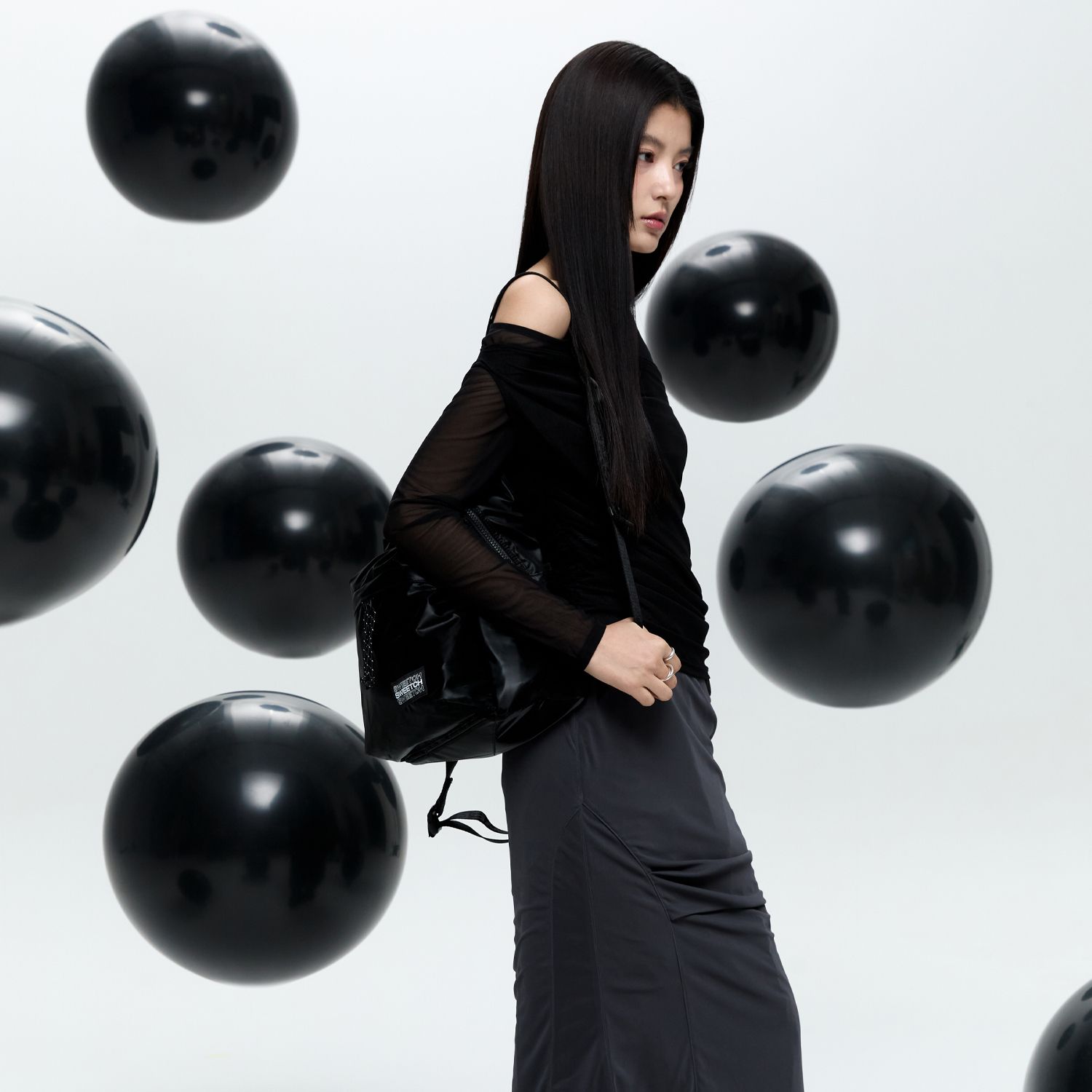 バックパック・リュック sweetch CITY BOYS DAYPACK 004 S Glossy Black MUSINSA公式 | SWEETCH CITY BOYS DAYPACK 004 S Glossy Black