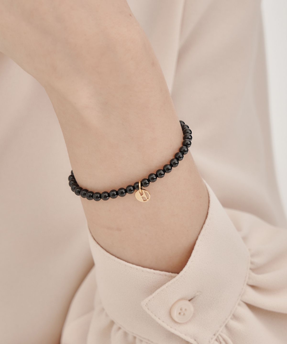 엘르주얼리(ELLEJEWELRY) 시그니처 천연 오닉스 스톤 팔찌 ELBRBB099