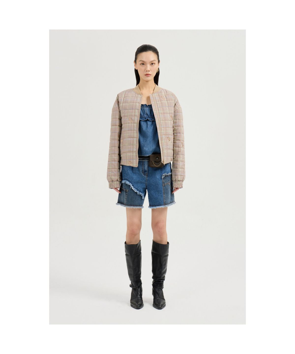 럭키슈에뜨(LUCKY CHOUETTE) Emblem Quilting Check Padded Jumper (multi color) LFUCS25115XXX