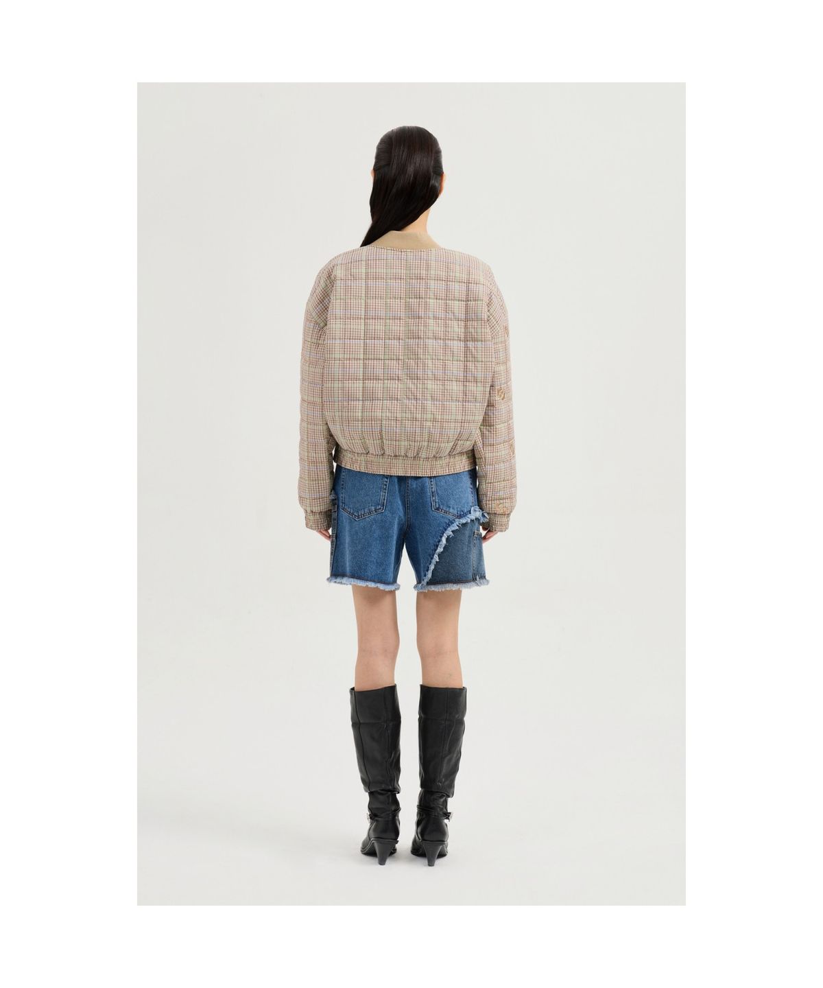 럭키슈에뜨(LUCKY CHOUETTE) Emblem Quilting Check Padded Jumper (multi color) LFUCS25115XXX