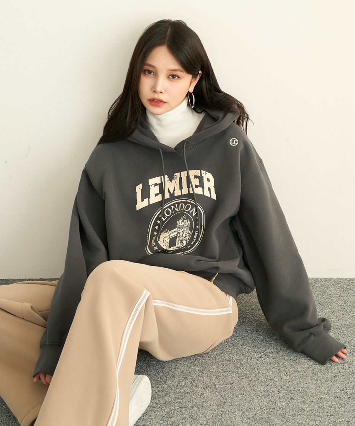 르미어 스튜디오(LEMIER STUDIO) [LEMIER STUDIO] 런던 시티 기모 런던 오버핏 후드티 #LMSt-801