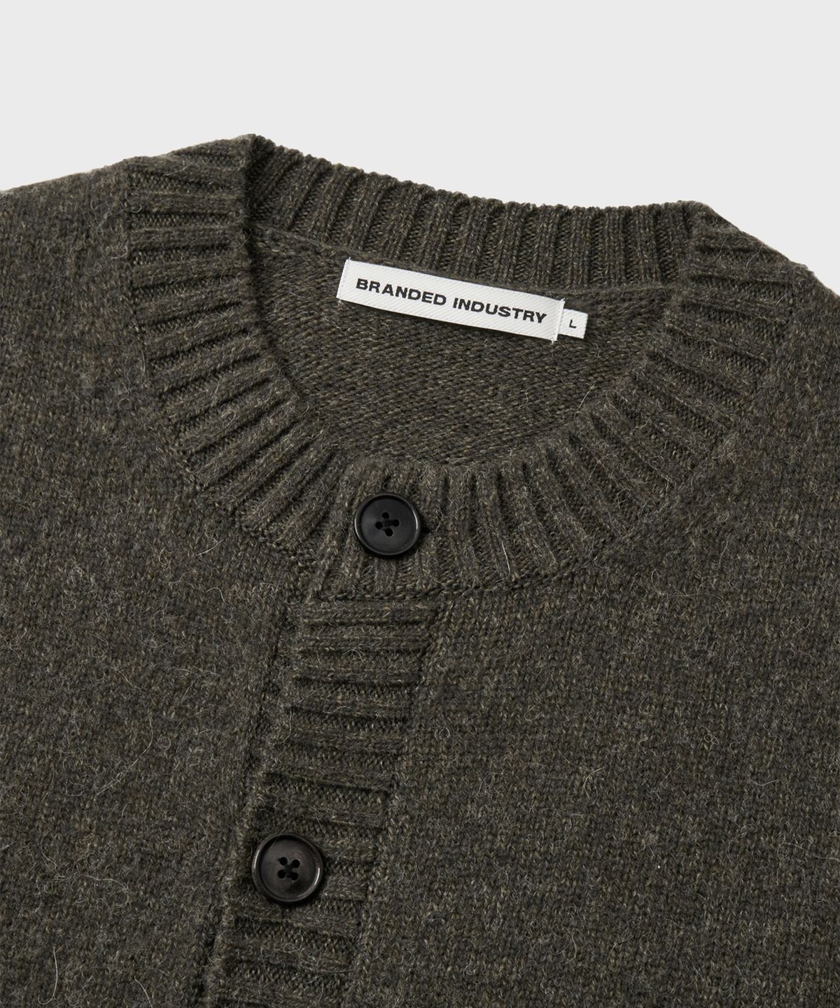브랜디드(BRANDED) BRUSHED ALPACA CARDIGAN [DARK OLIVE]