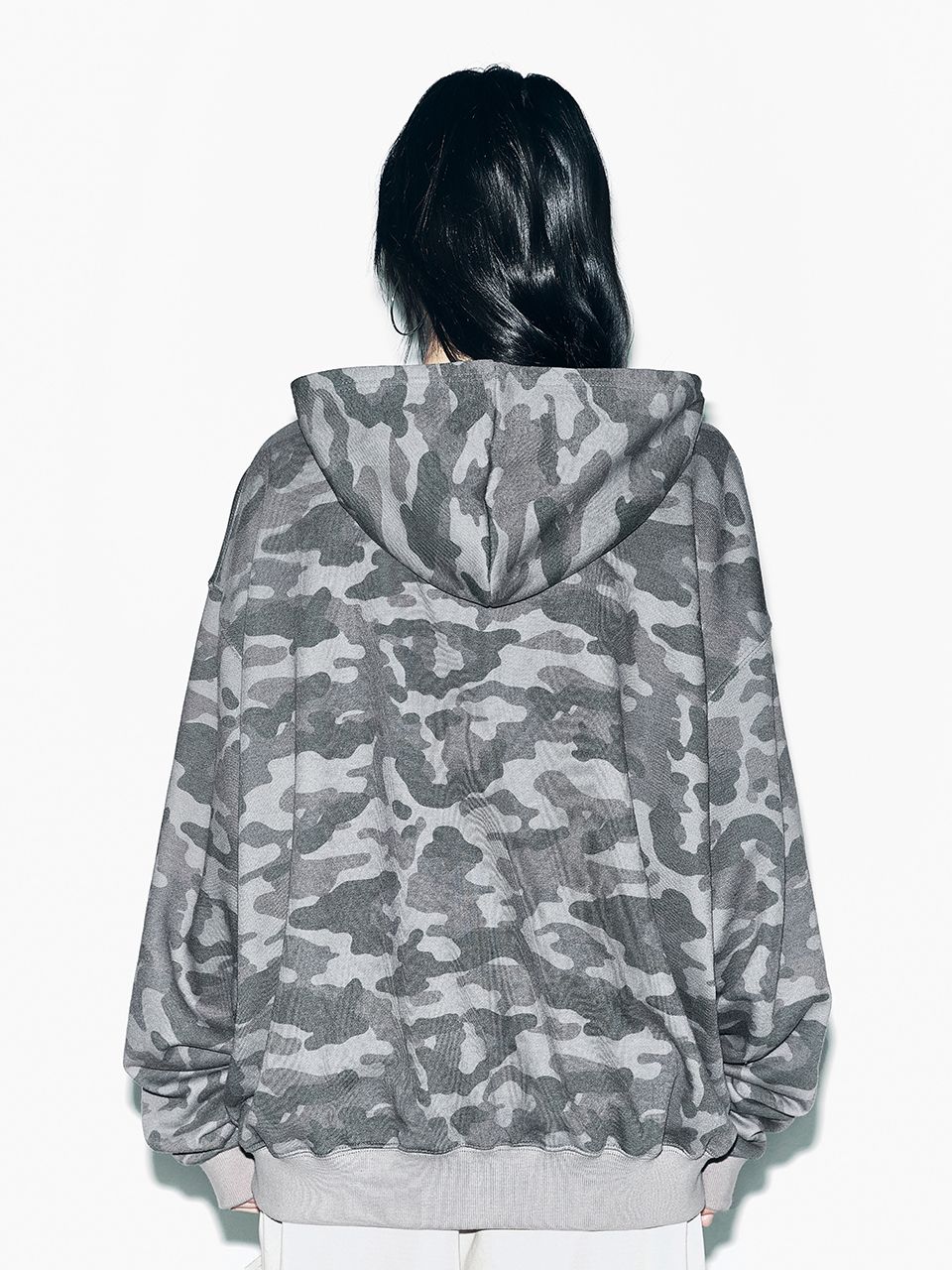 MUSINSA公式 | YEEL STUDDED ZIP-UP HOODIE OVERSIZED CAMO