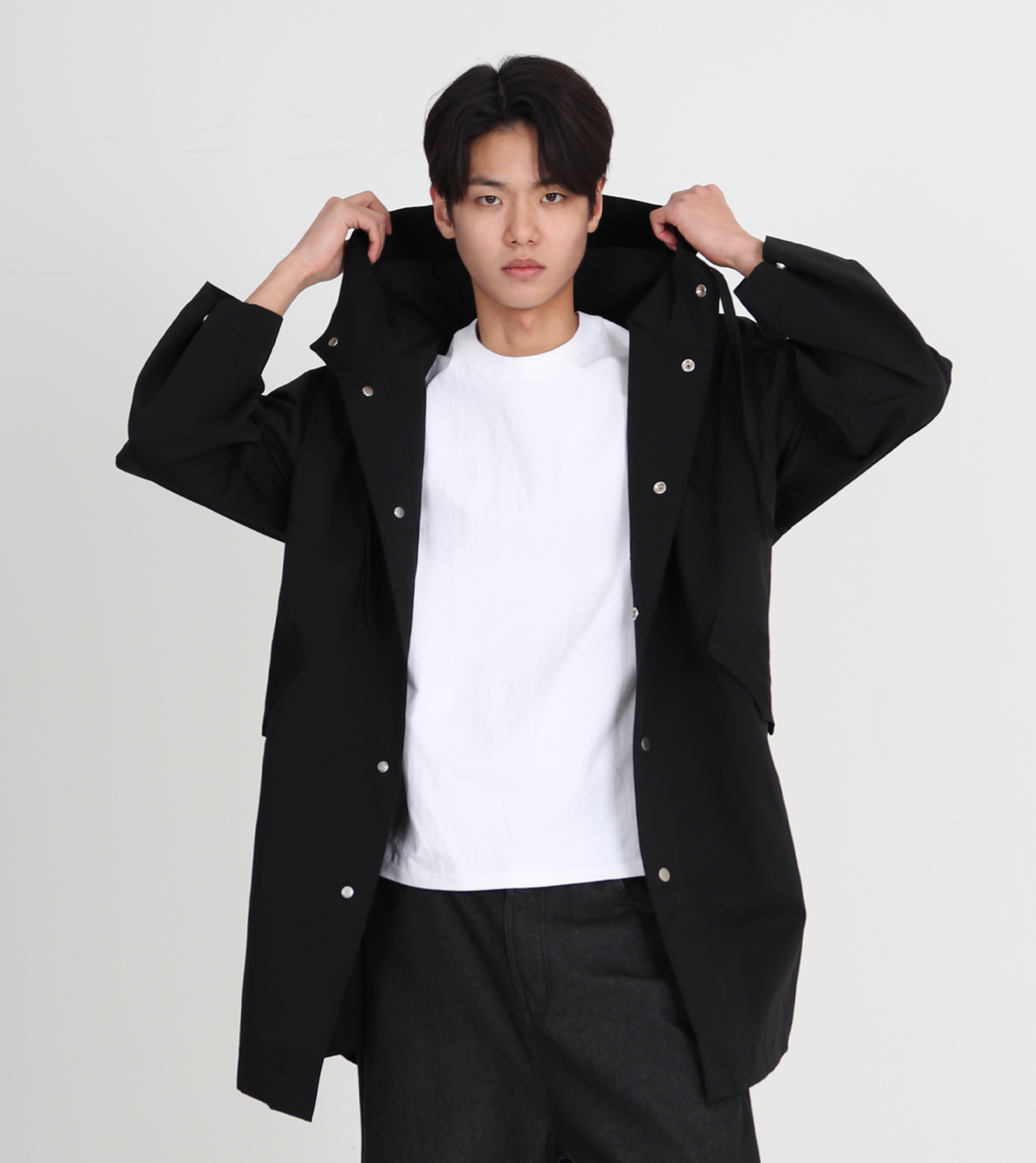 버튼서울(BUTTON SEOUL) 사파리 레인 후드 코트 3color (블랙)