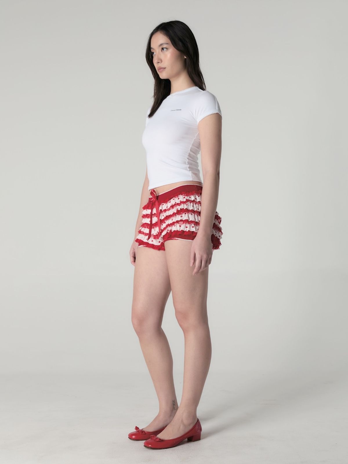 글로니(GLOWNY) COMFY AND SENSUAL TEE  (WHITE)