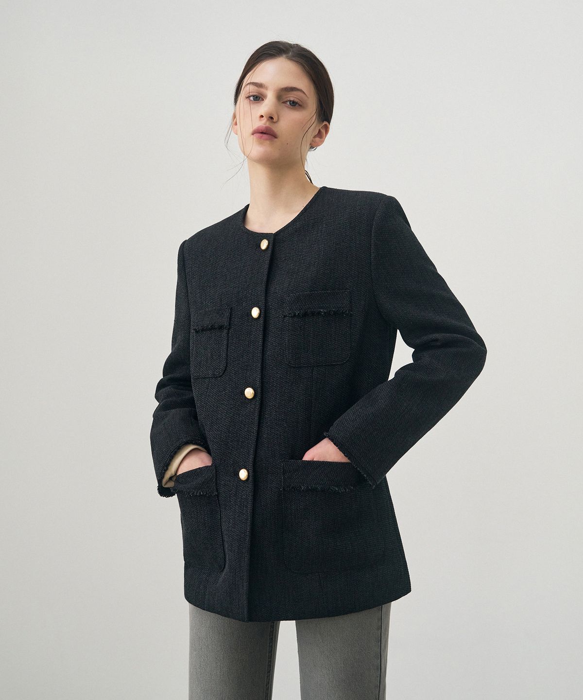 드로우핏 우먼(DRAWFIT WOMEN) 프린지 라운드 롱 트위드 자켓 [BLACK]