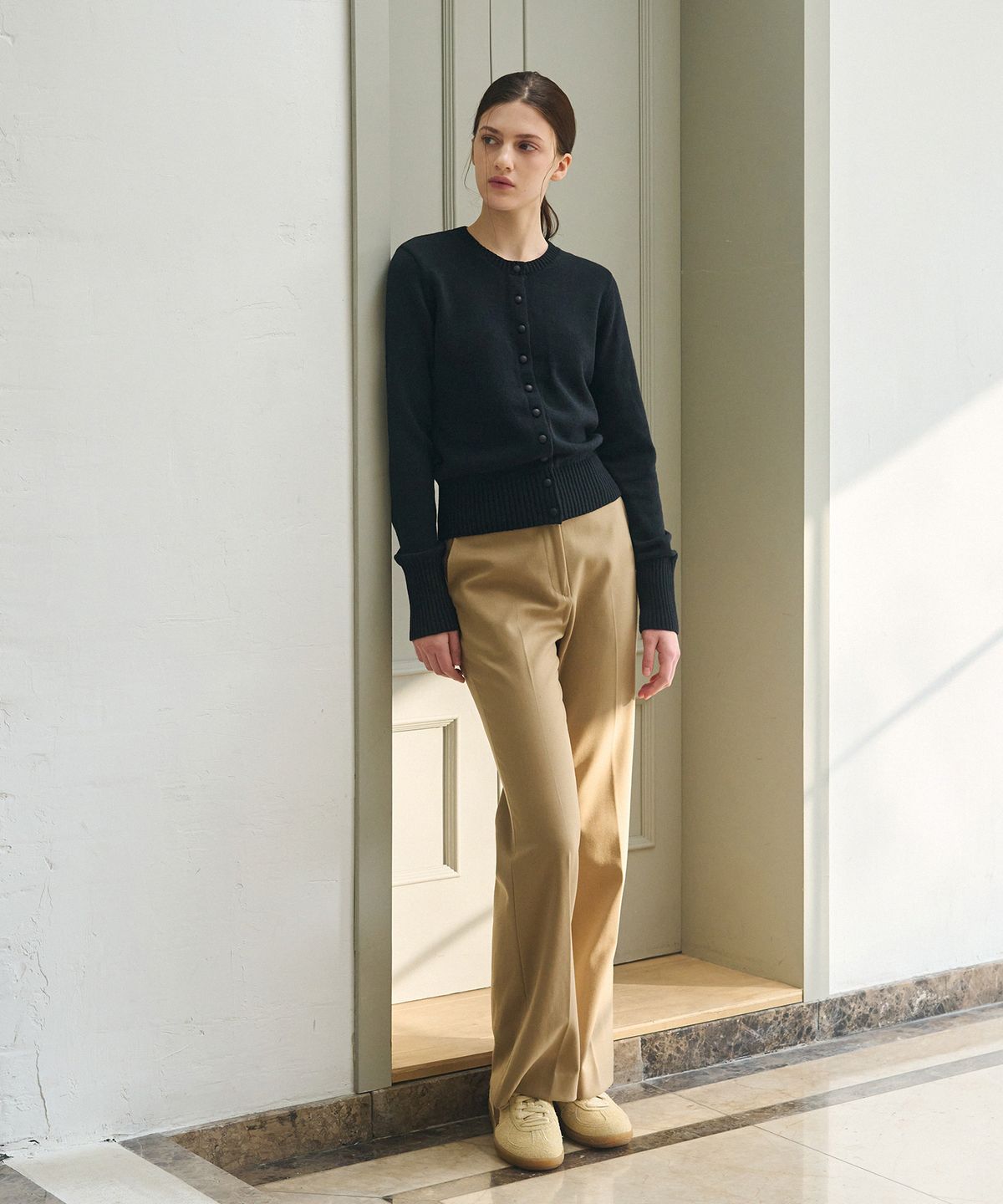 드로우핏 우먼(DRAWFIT WOMEN) 울 코튼 블렌드 버튼 가디건 [BLACK]