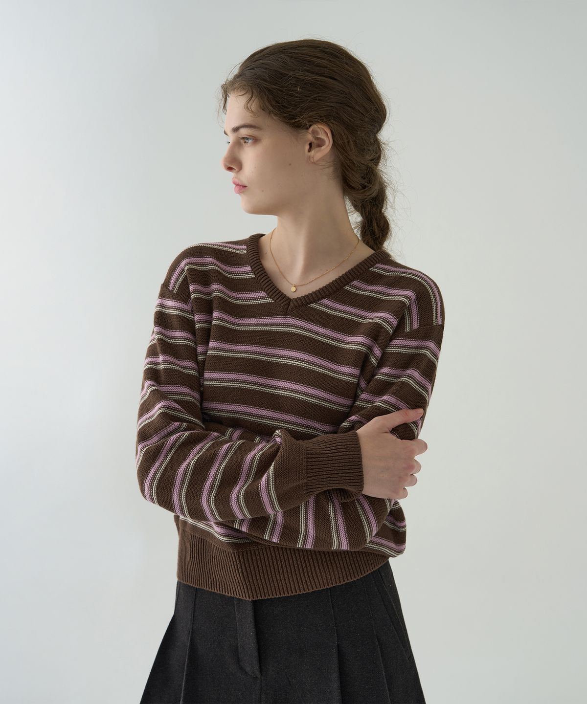 드로우핏 우먼(DRAWFIT WOMEN) 리플 스트라이프 코튼 브이넥 니트 [IVORY]