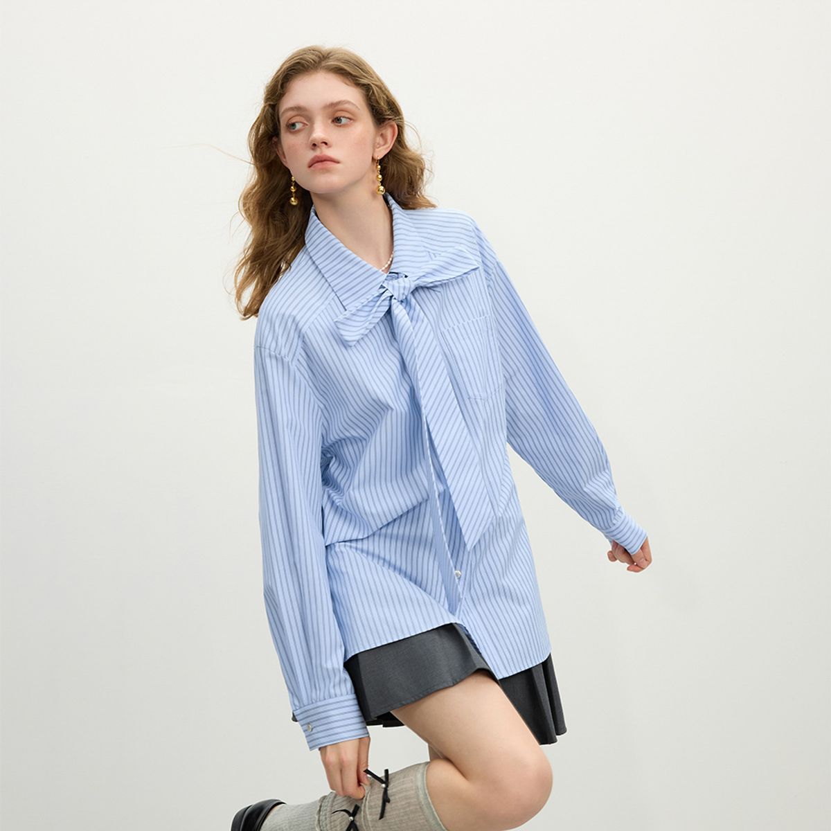 웬스데이딜라잇(WEDNESDAY DELIGHT) WD_Ribbon striped shirt_2 color