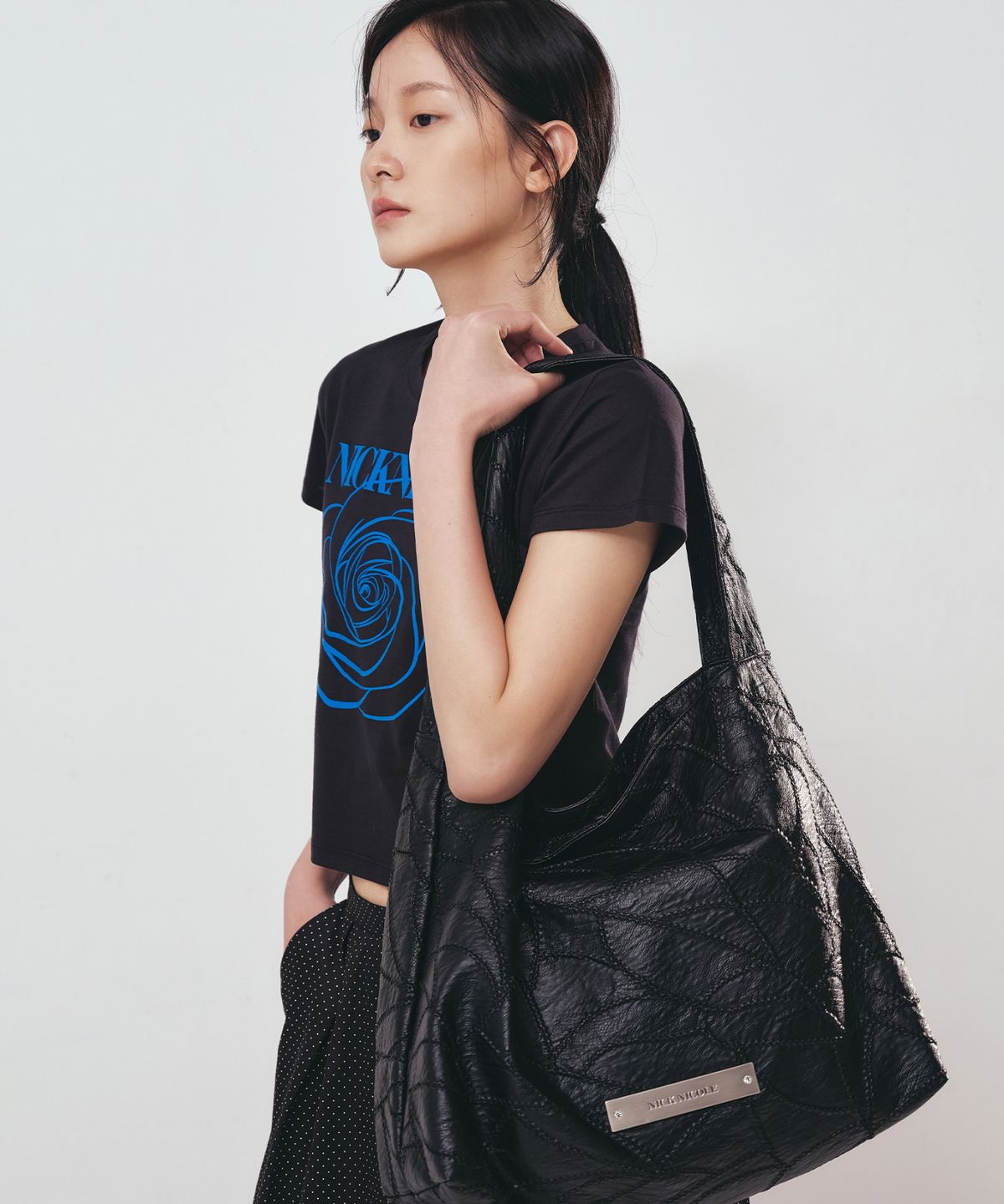 닉앤니콜(NICK&NICOLE) LEATHER WRINKLE TOTE BAG_BLACK