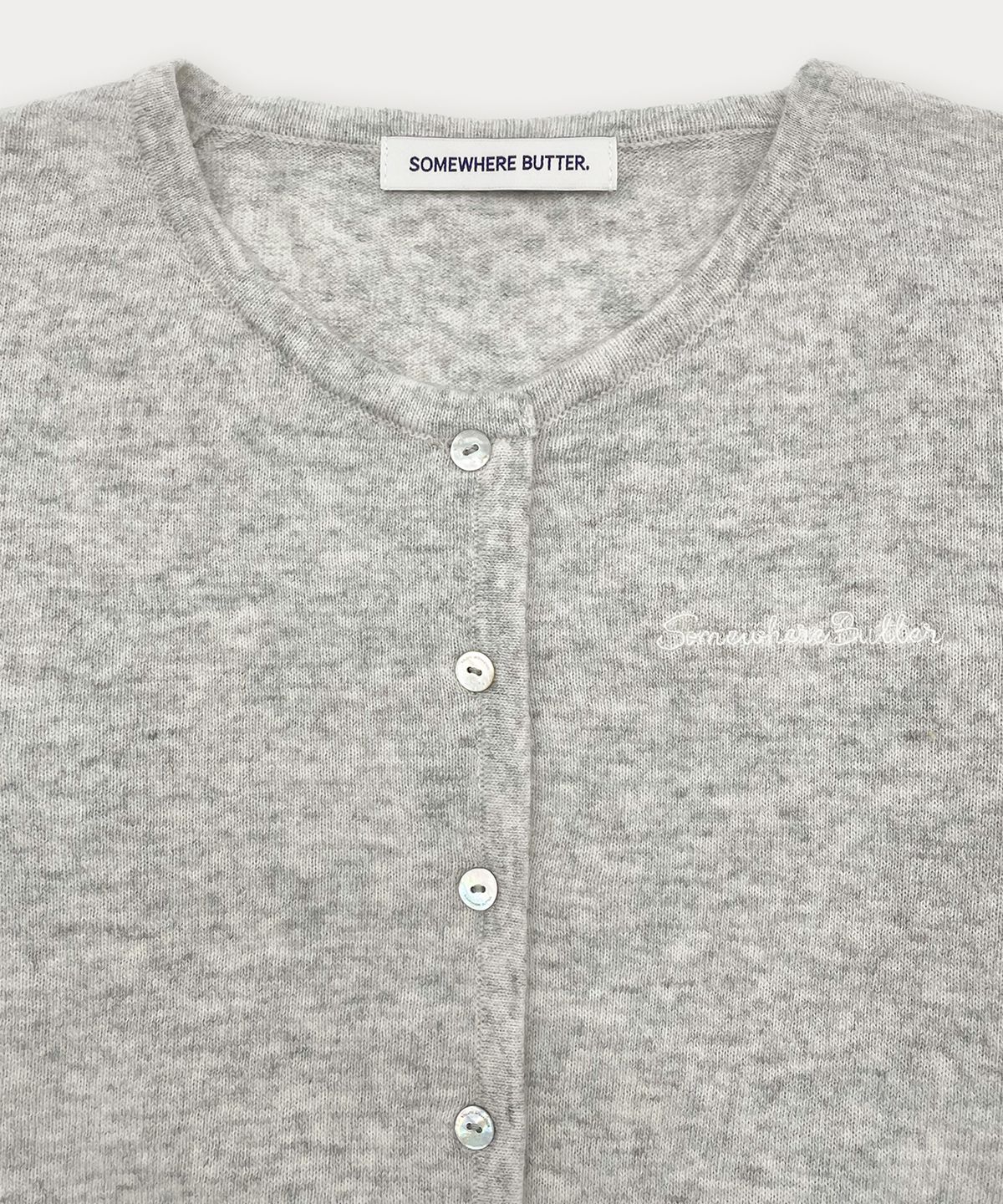 썸웨어버터(SOMEWHEREBUTTER) Softy Cardigan - Light Grey